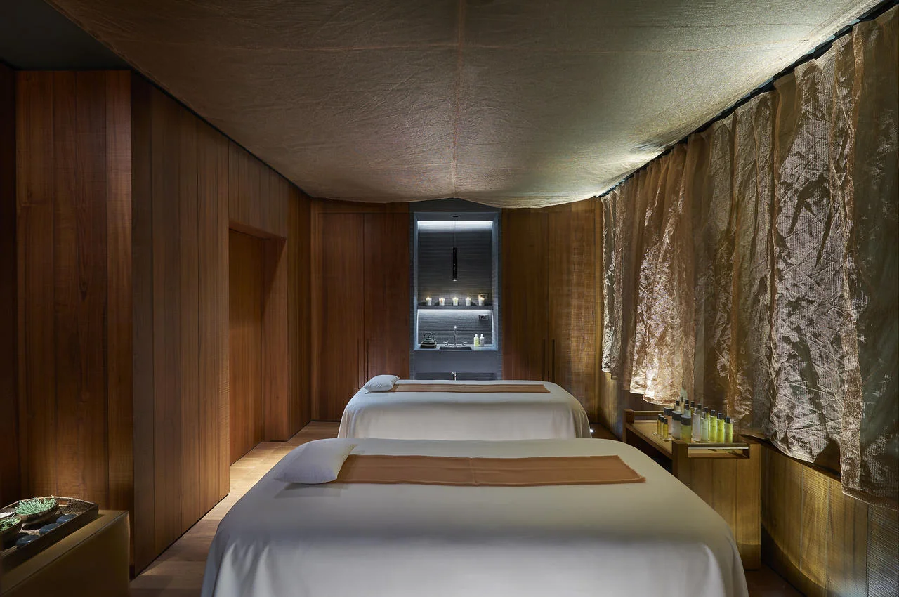 Mandarin Oriental Milan luxury spa treatment room photography by Laura Zambelli