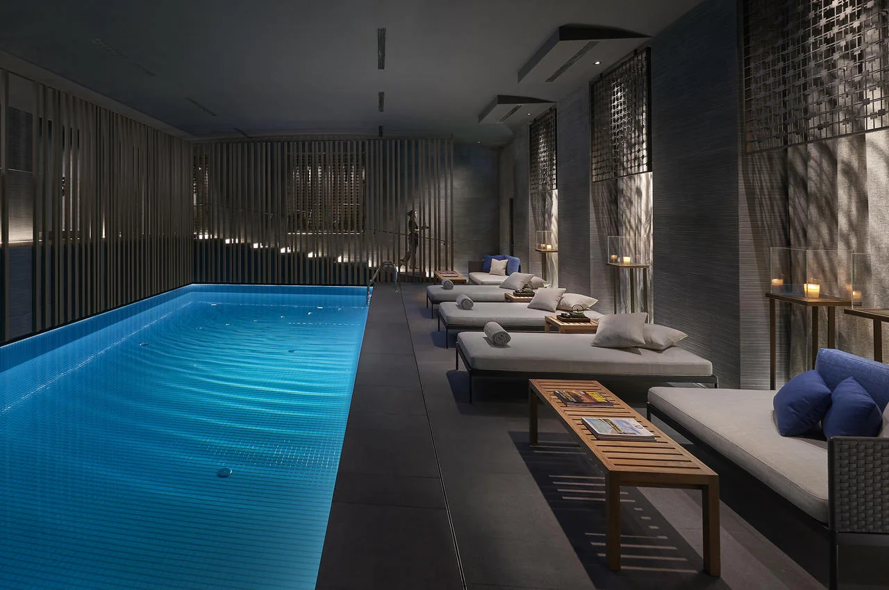 Mandarin Oriental Milan indoor spa pool and relaxation area photography by Laura Zambelli